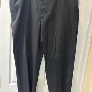 Perry Ellis Black Dress Pants Sleek and Versatile